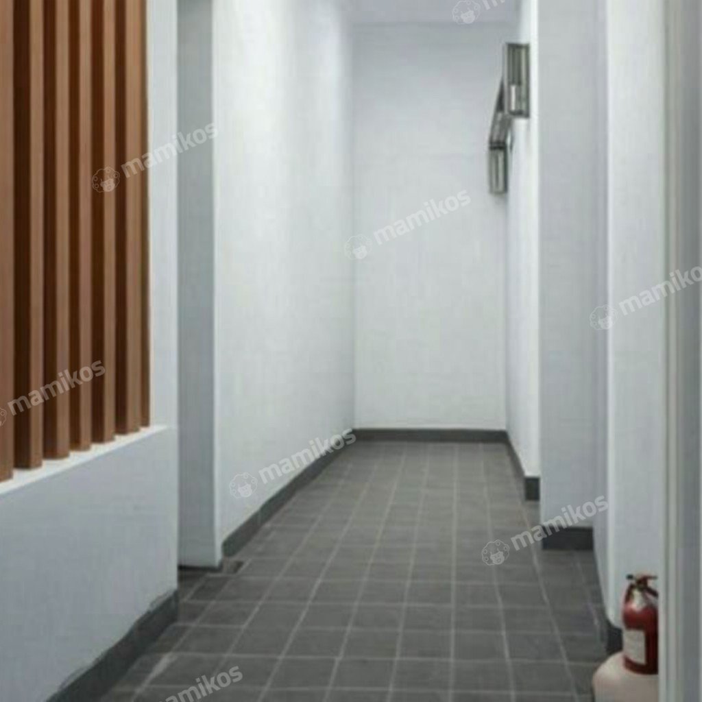 Rumah Sertifikat SHM 4 Kamar Tidur 4 Kamar Mandi Pondok Kelapa Jakarta Timur - Photo 3