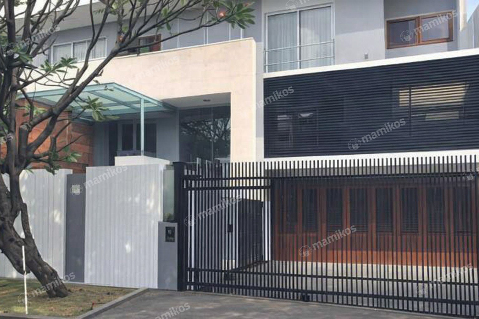 Rumah Sertifikat SHM 6 Kamar Tidur 6 Kamar Mandi Pondok Indah Jakarta Selatan