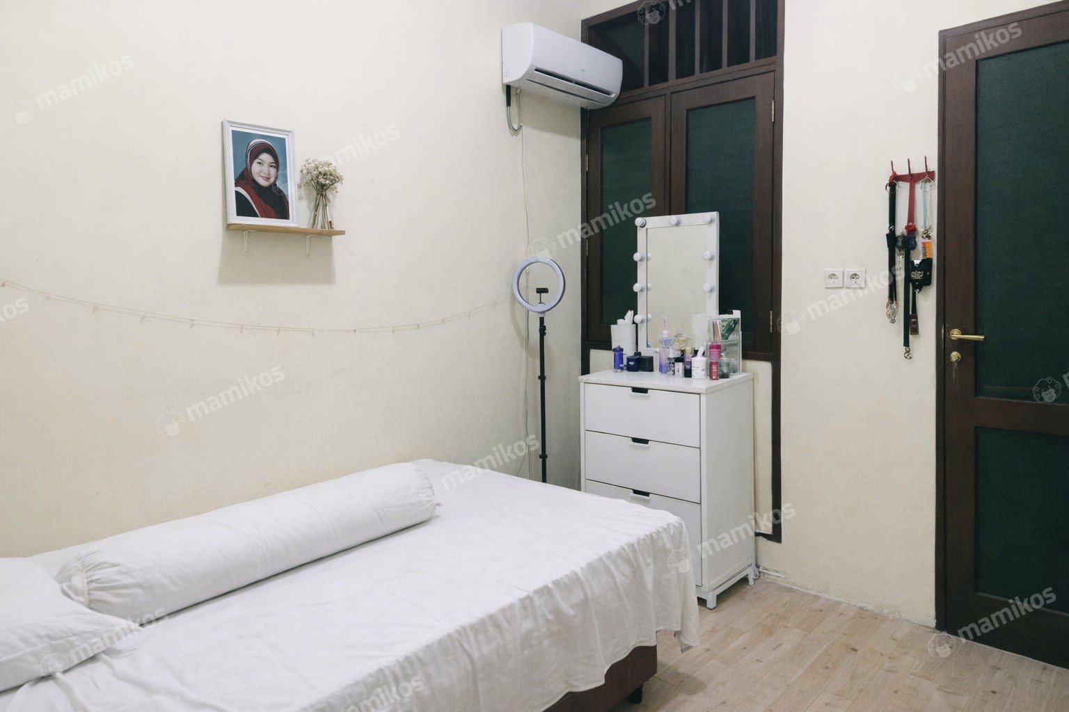Rumah Sertifikat SHM 3 Kamar Tidur 2 Kamar Mandi Metland Menteng Jakarta Timur - Photo 4