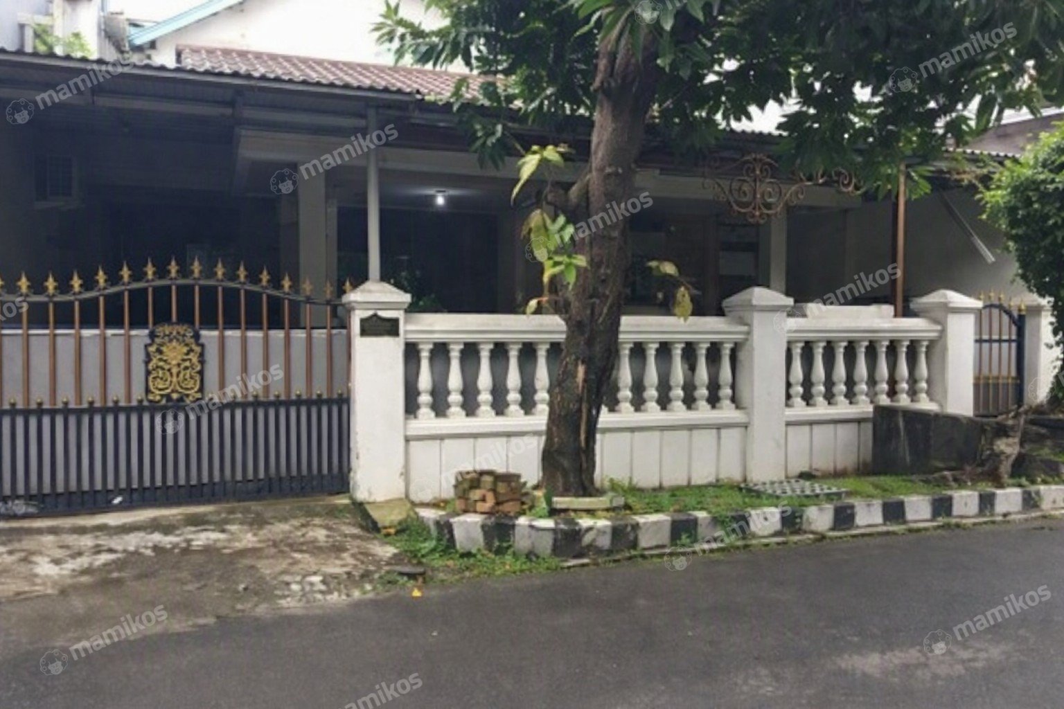 Rumah Sertifikat SHM 3 Kamar Tidur 2 Kamar Mandi Kelapa Gading Jakarta Utara - Photo 4