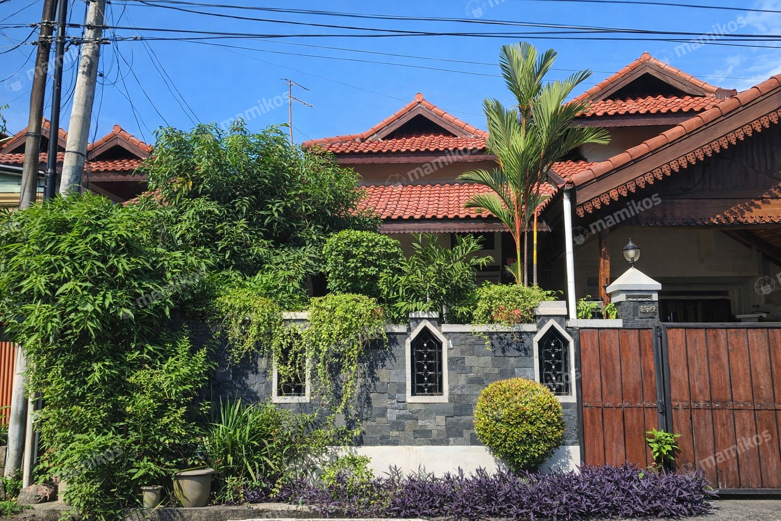 Rumah Sertifikat SHM 4 Kamar Tidur 3 Kamar Mandi Jatiwaringin Jakarta Timur