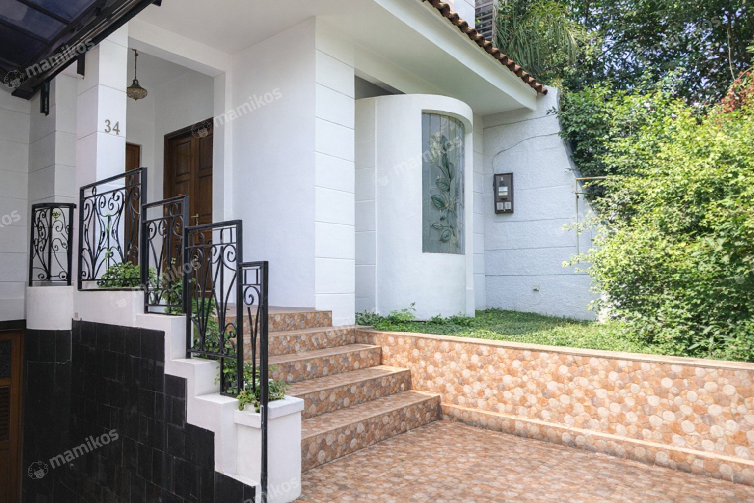 Rumah Sertifikat SHM 5 Kamar Tidur 5 Kamar Mandi Pondok Indah Jakarta Selatan
