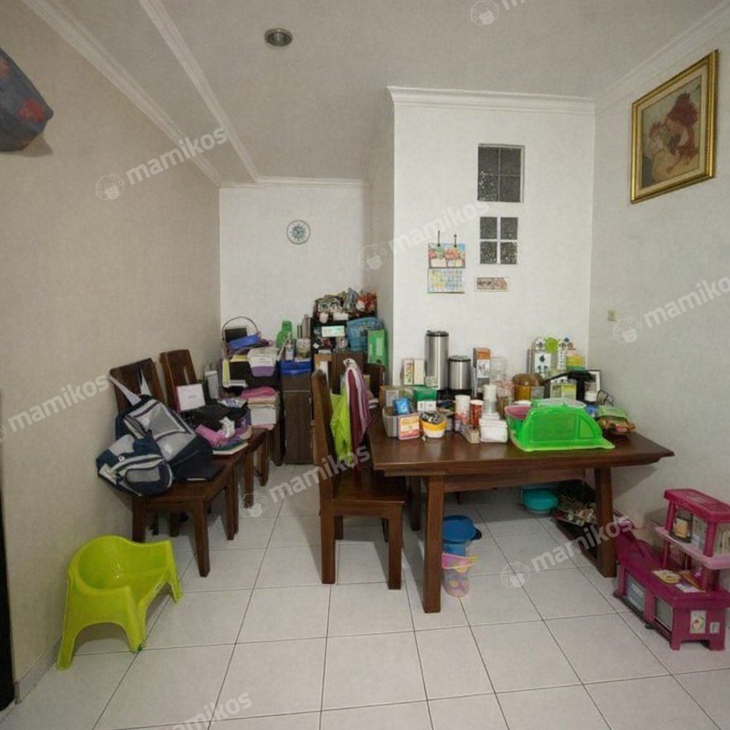 Rumah Sertifikat SHM 2 Kamar Tidur 2 Kamar Mandi Taman Meruya Jakarta Barat - Photo 5