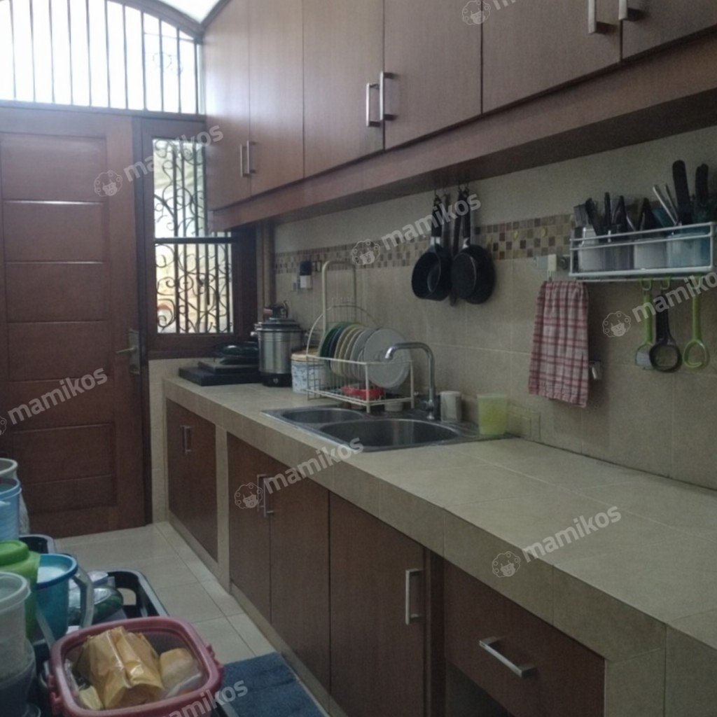 Rumah Sertifikat SHM 3 Kamar Tidur 3 Kamar Mandi Buaran Jakarta Timur - Photo 4