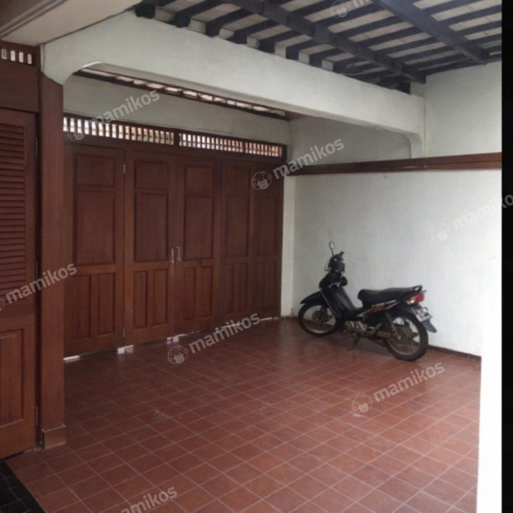 Rumah Sertifikat SHM 5 Kamar Tidur 4 Kamar Mandi Duren Sawit Jakarta Timur - Photo 2