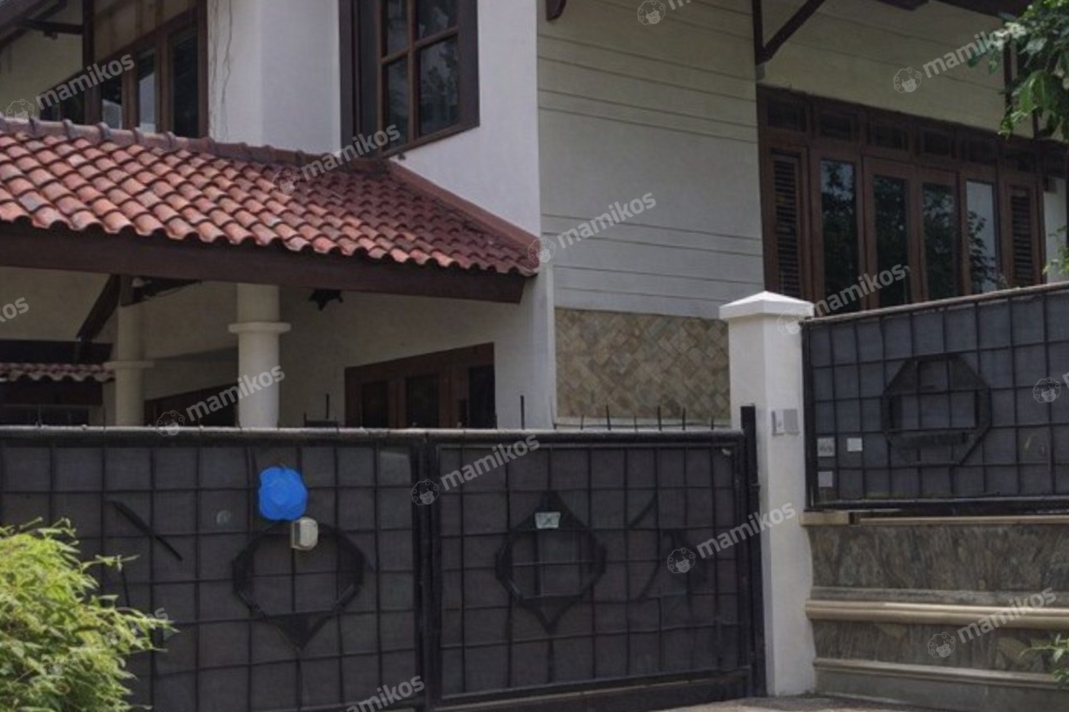 Rumah Sertifikat SHM 7 Kamar Tidur 4 Kamar Mandi Duren Sawit Jakarta Timur