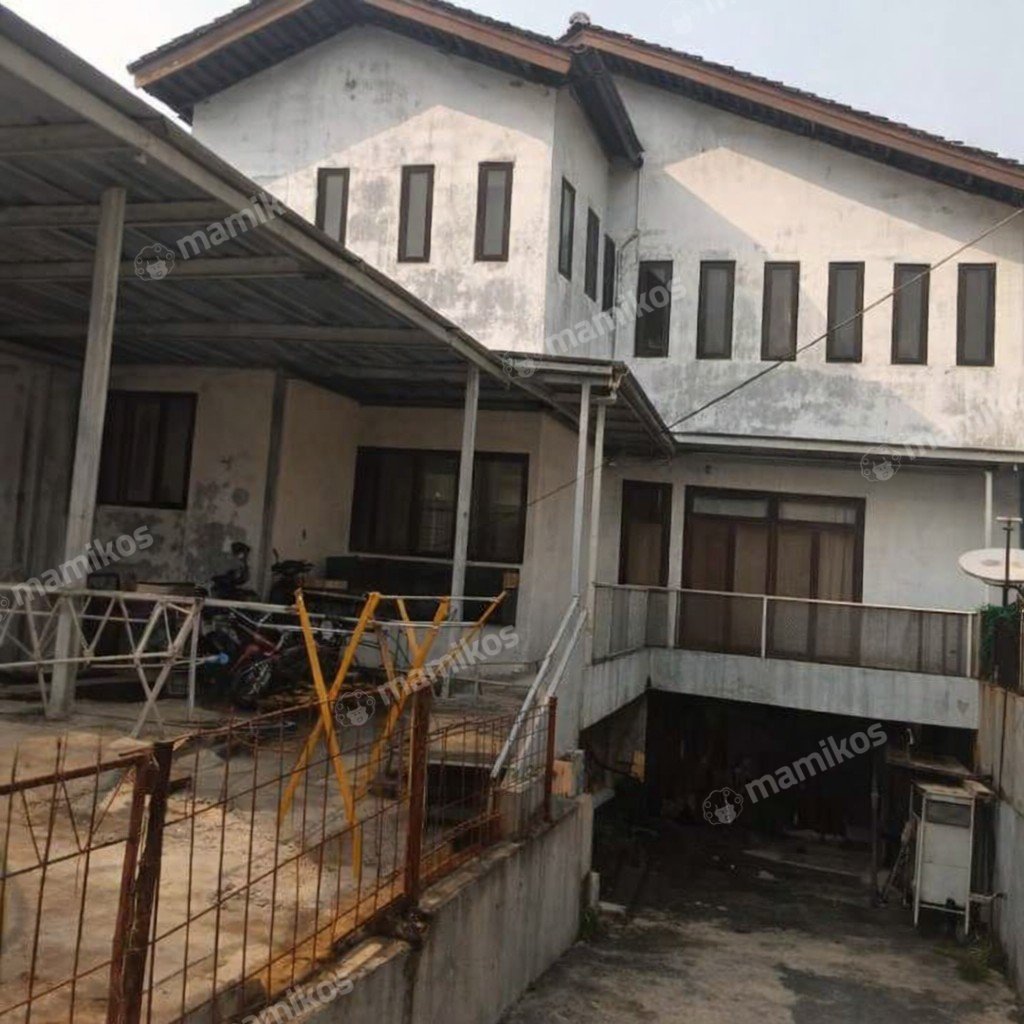 Rumah Sertifikat SHM 5 Kamar Tidur 6 Kamar Mandi Cipete Jakarta Selatan - Photo 2