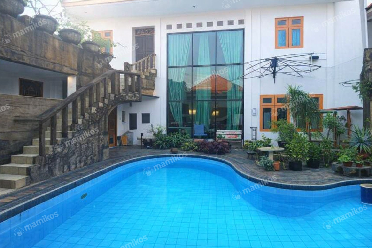 Rumah Sertifikat SHM 6 Kamar Tidur 5 Kamar Mandi Pondok Kelapa Jakarta Timur