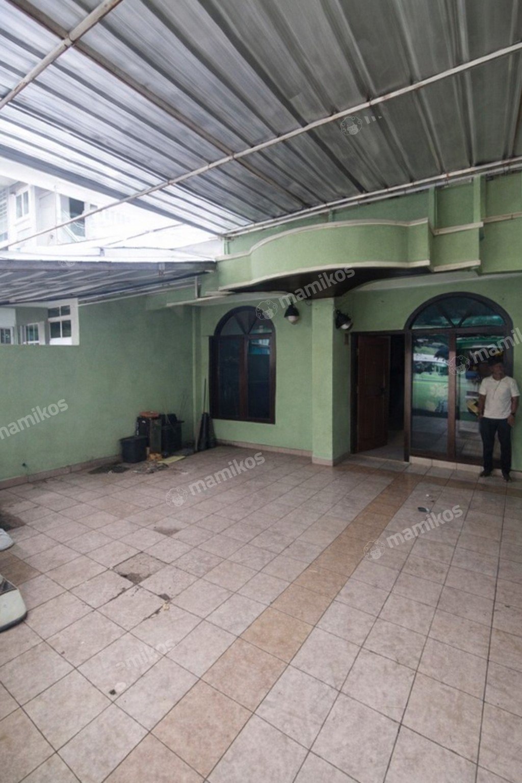 Rumah Sertifikat SHM 4 Kamar Tidur 3 Kamar Mandi Taman Palem Jakarta Barat - Photo 2