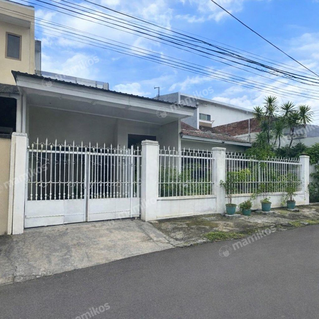 Rumah Sertifikat SHM 4 Kamar Tidur 3 Kamar Mandi Sektor 1 - Bintaro Jakarta Selatan - Photo 2