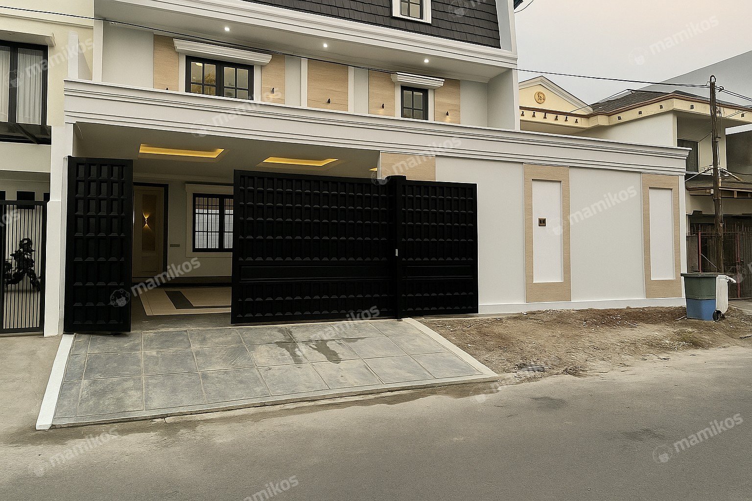 Rumah Baru Sertifikat SHM 5 Kamar Tidur Kemang Jakarta Selatan