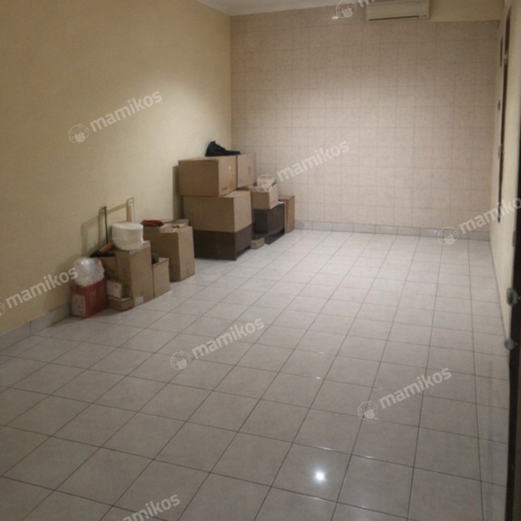 Rumah Sertifikat SHM 3 Kamar Tidur 3 Kamar Mandi Kota Wisata Jakarta Timur - Photo 5