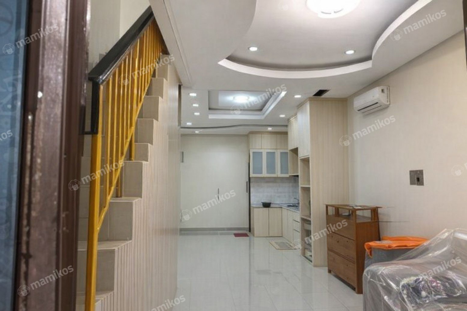 Rumah Sertifikat SHM 2 Kamar Tidur 2 Kamar Mandi Taman Palem Jakarta Barat
