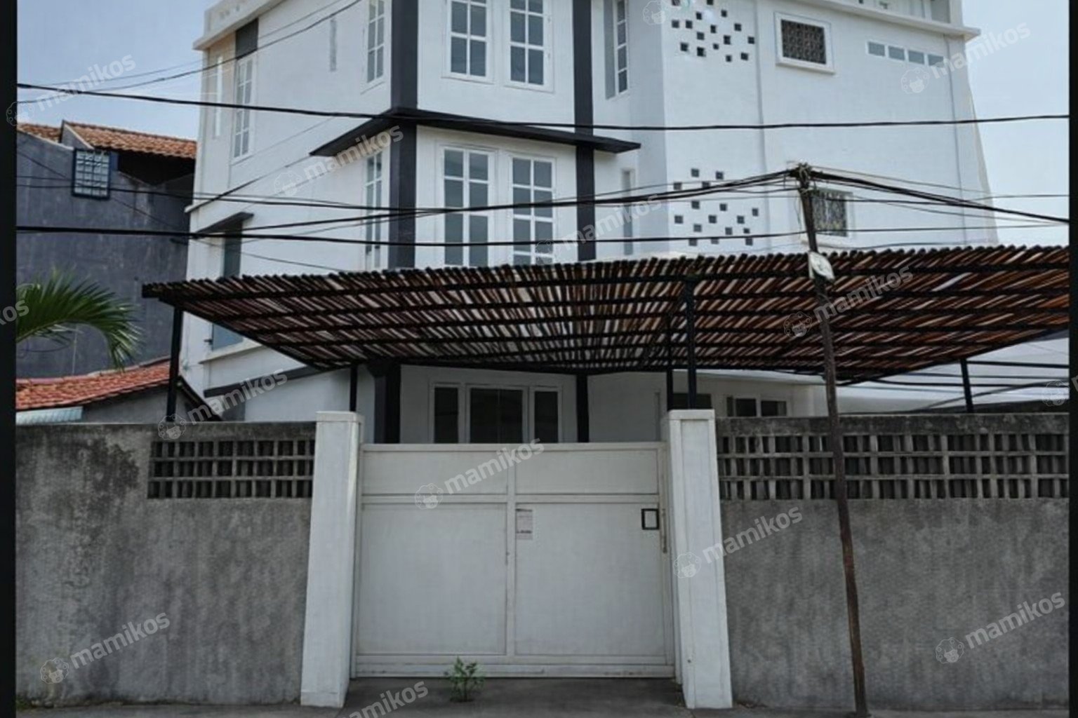 Rumah 24KT 24KM Tanjung Duren Jakarta Barat