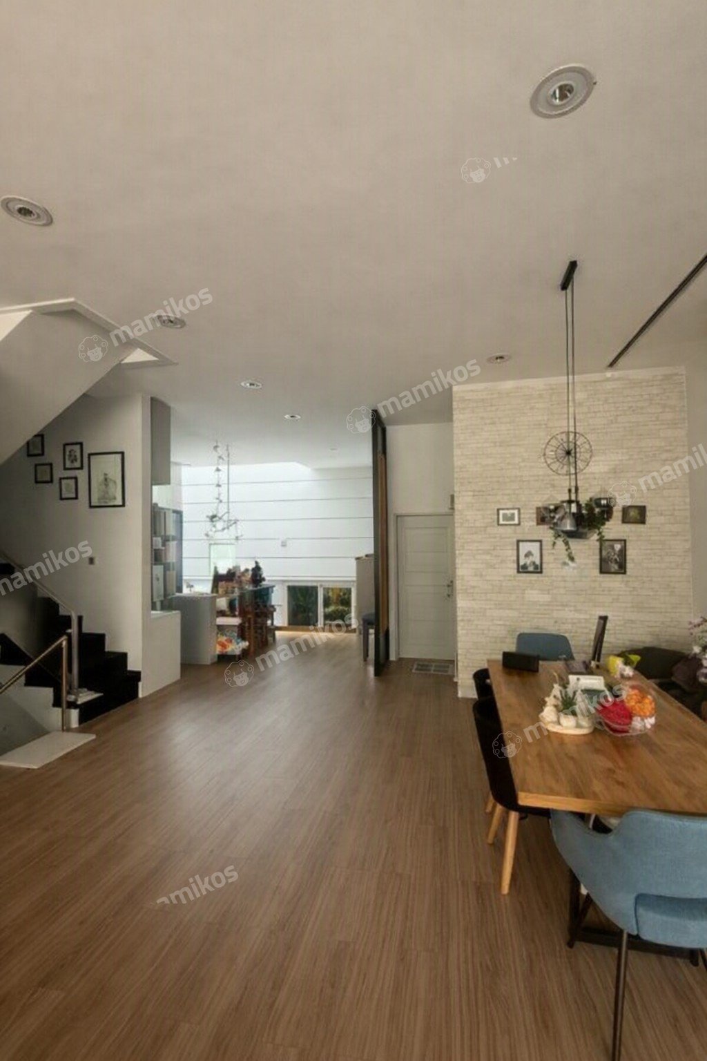 Rumah 4 Kamar Tidur 4 Kamar Mandi 3 Lantai Pantai Indah Kapuk Jakarta Utara - Photo 2