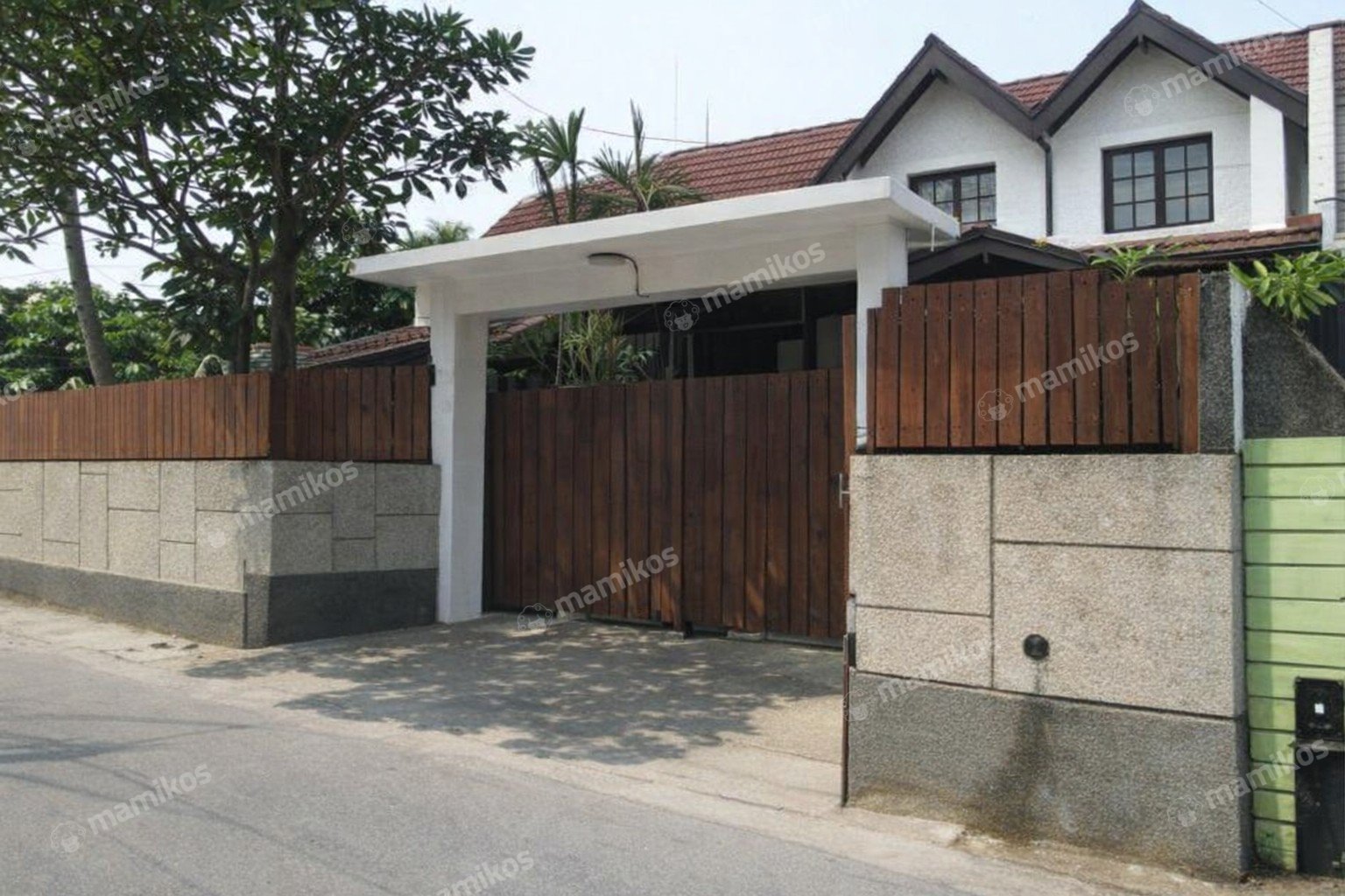 Rumah Sertifikat SHM 5 Kamar Tidur 4 Kamar Mandi Cinere Jakarta Selatan