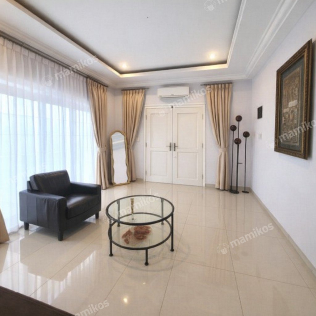 Rumah Sertifikat SHM 4 Kamar Tidur 4 Kamar Mandi Kemang Jakarta Selatan - Photo 3