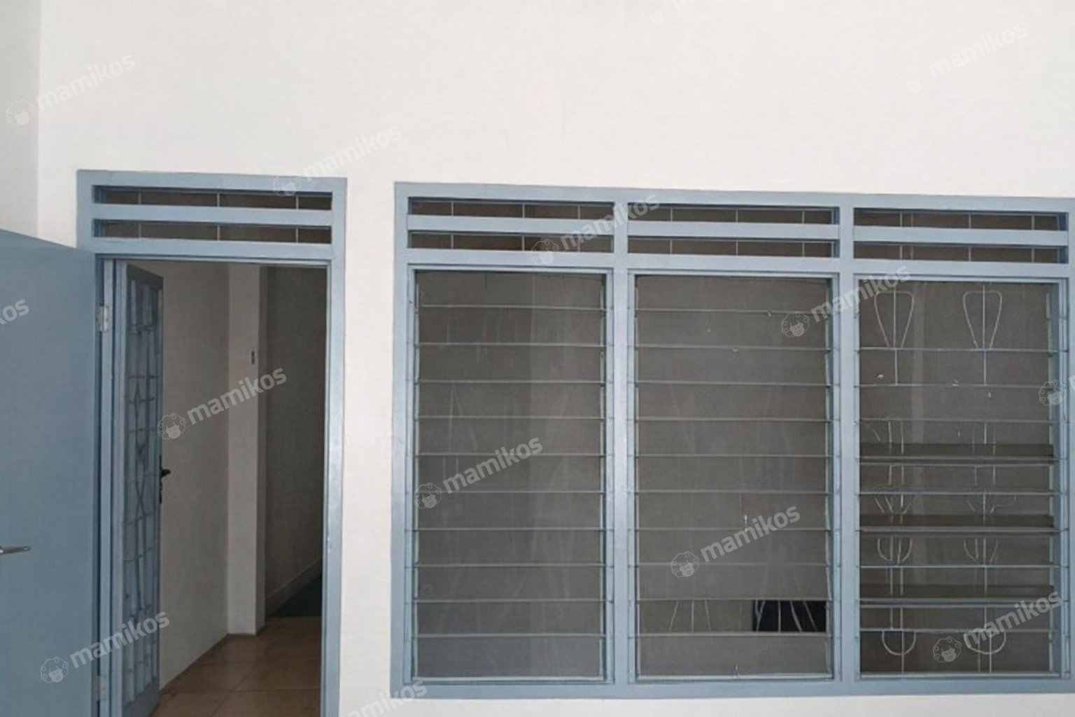 Rumah Sertifikat SHM 3 Kamar Tidur 3 Kamar Mandi Tambora Jakarta Barat