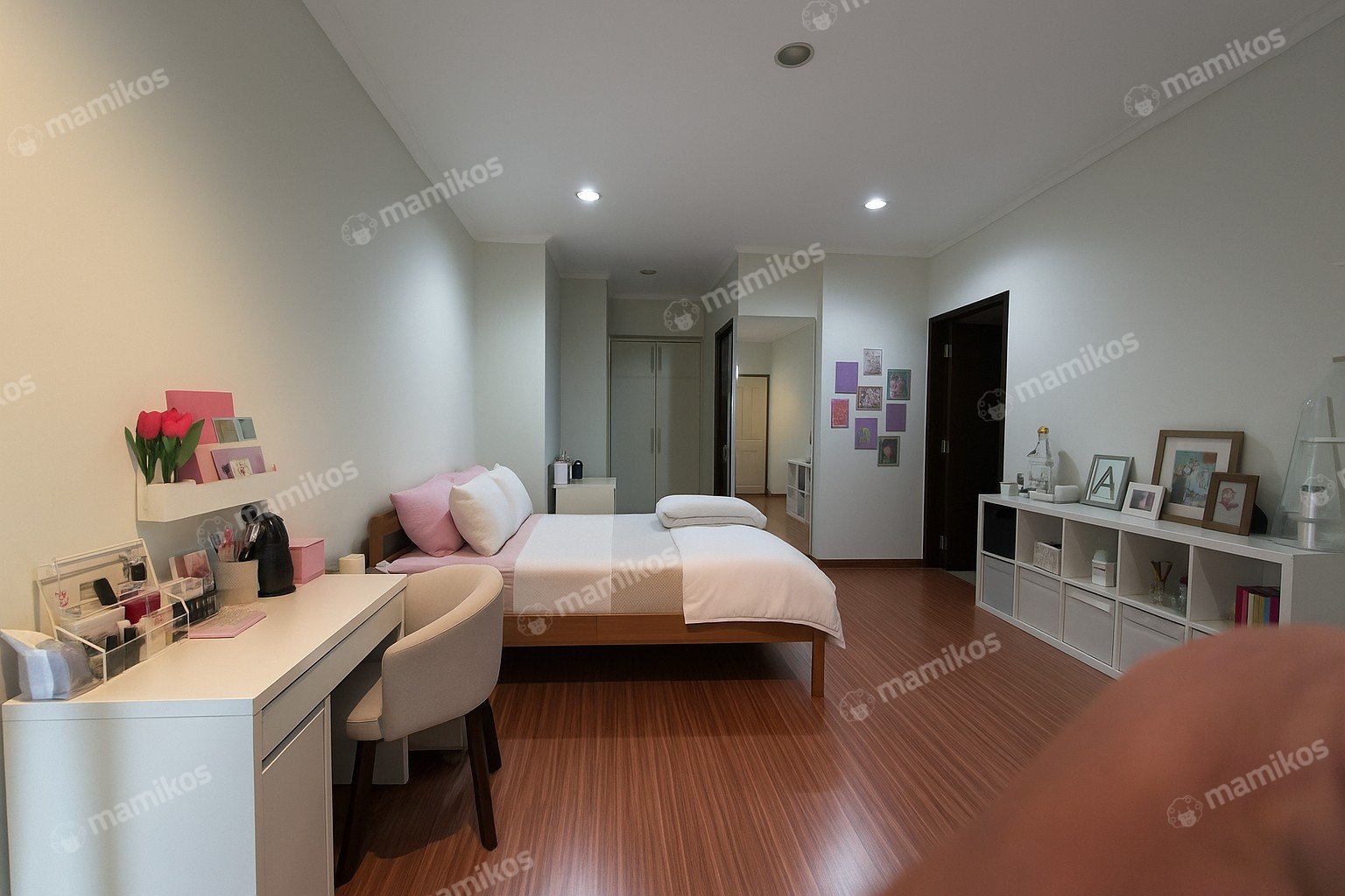 Rumah Sertifikat SHM 6 Kamar Tidur 6 Kamar Mandi Kemang Jakarta Selatan - Photo 4
