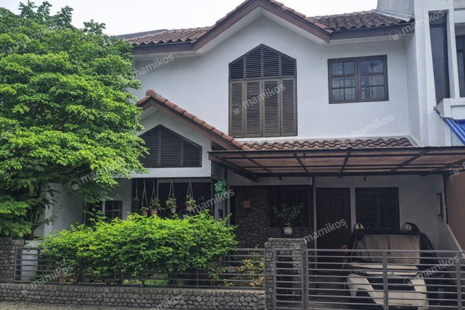 Rumah Sertifikat SHM 3 Kamar Tidur 3 Kamar Mandi Puri Indah Jakarta Barat
