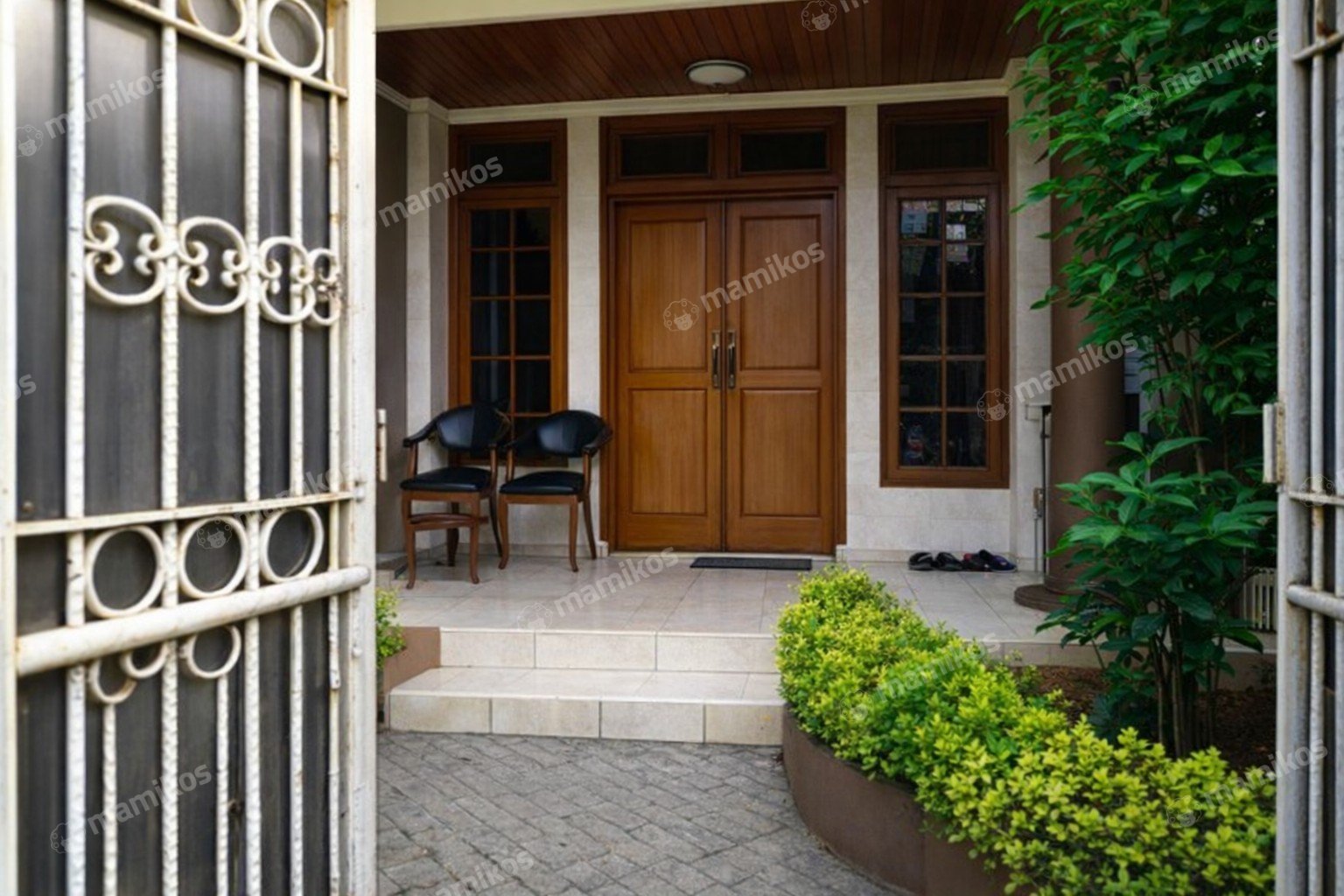 Rumah Sertifikat SHM 4 Kamar Tidur 2 Kamar Mandi Duren Sawit Jakarta Timur