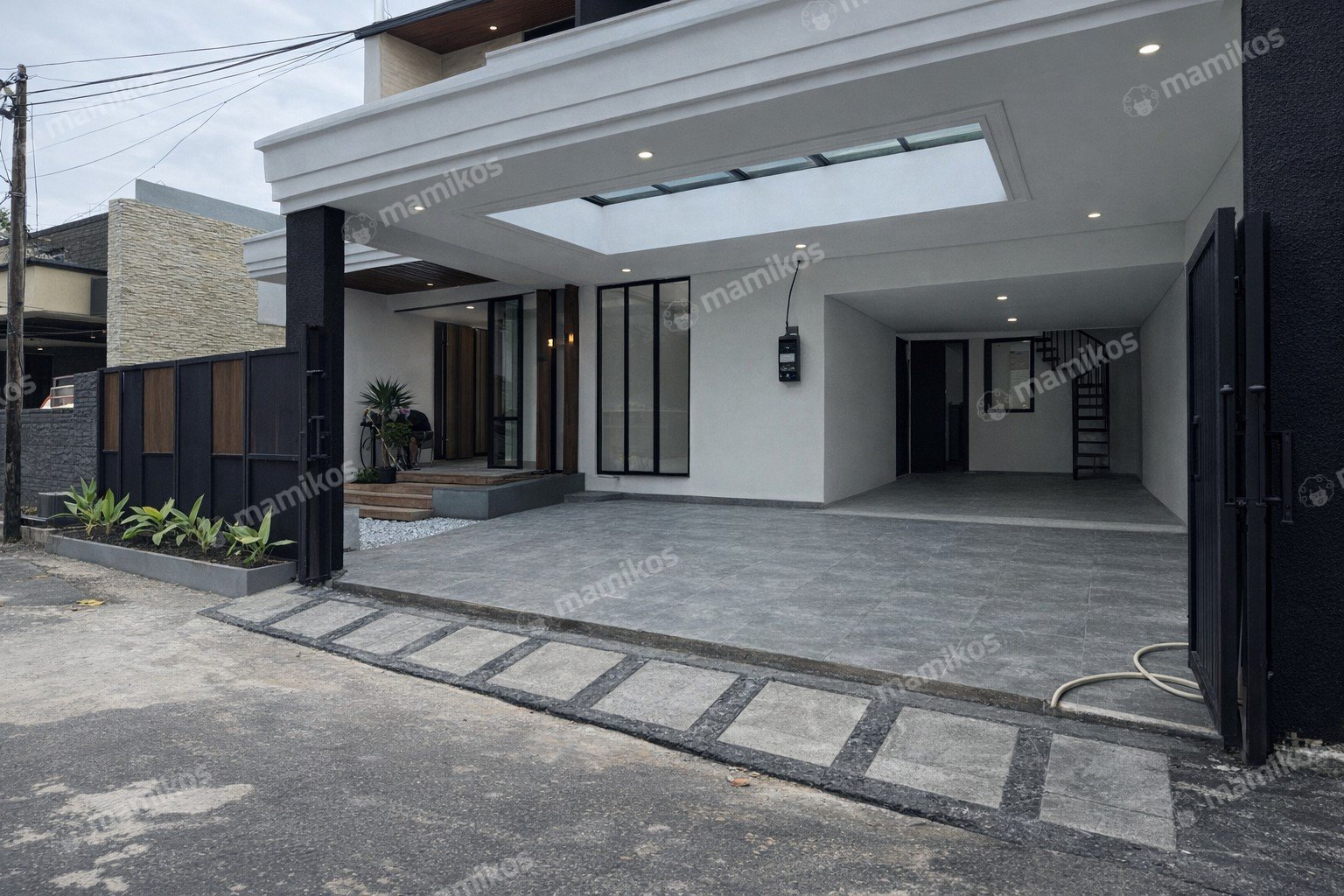 Rumah Sertifikat SHM 5 Kamar Tidur 5 Kamar Mandi Kebayoran Baru Jakarta Selatan