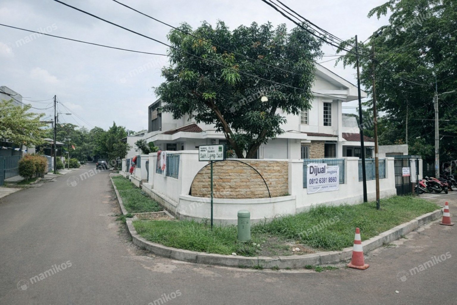 Rumah Sertifikat HGB 3 Kamar Tidur 3 Kamar Mandi Pesanggrahan Jakarta Selatan