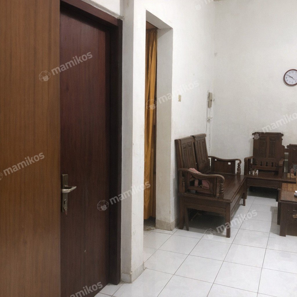 Rumah Sertifikat SHM 5 Kamar Tidur 2 Kamar Mandi Tanjung Duren Jakarta Barat - Photo 2