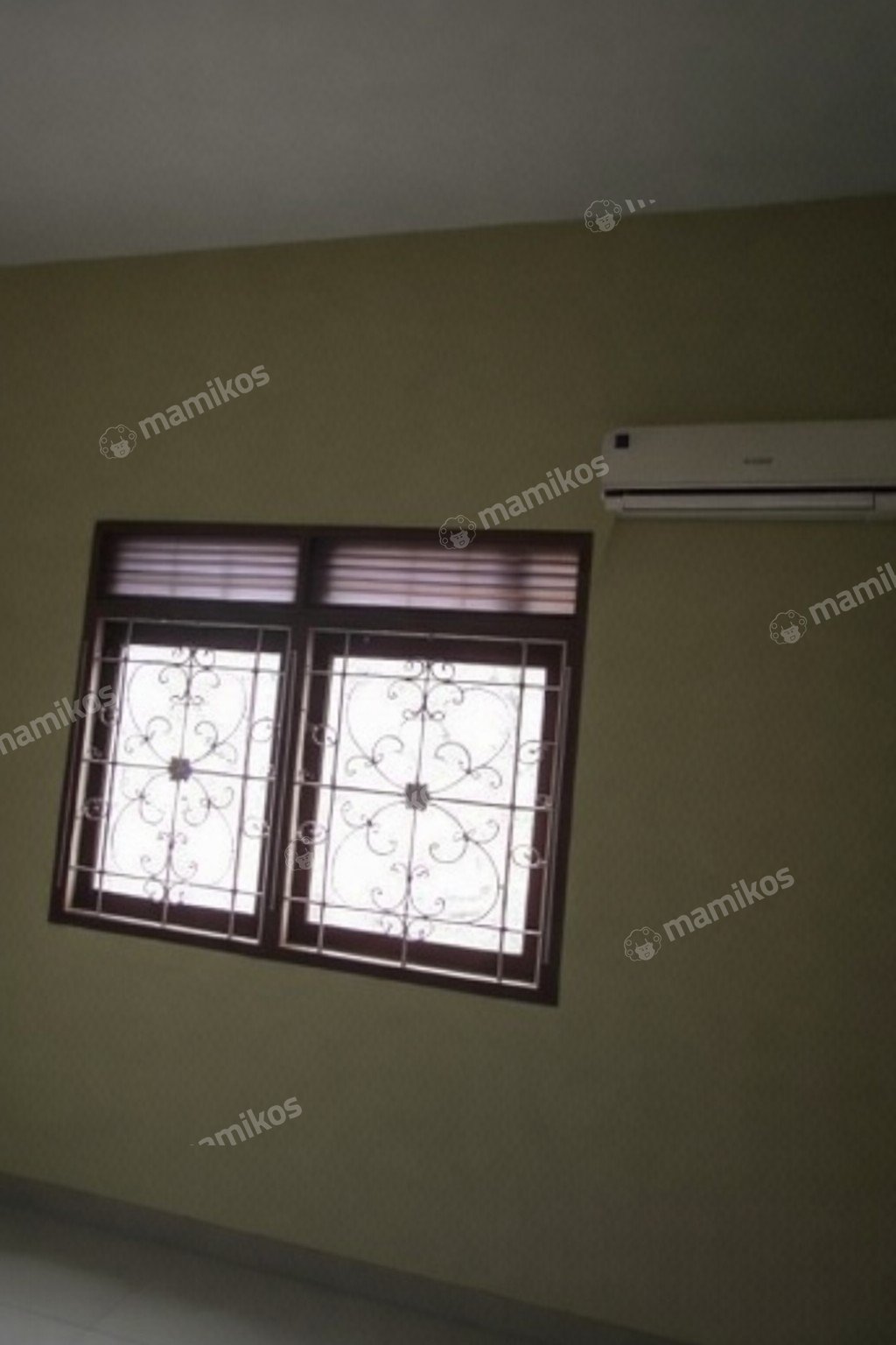 Rumah Sertifikat SHM 5 Kamar Tidur 2 Kamar Mandi Tanjung Duren Selatan Jakarta Barat - Photo 4