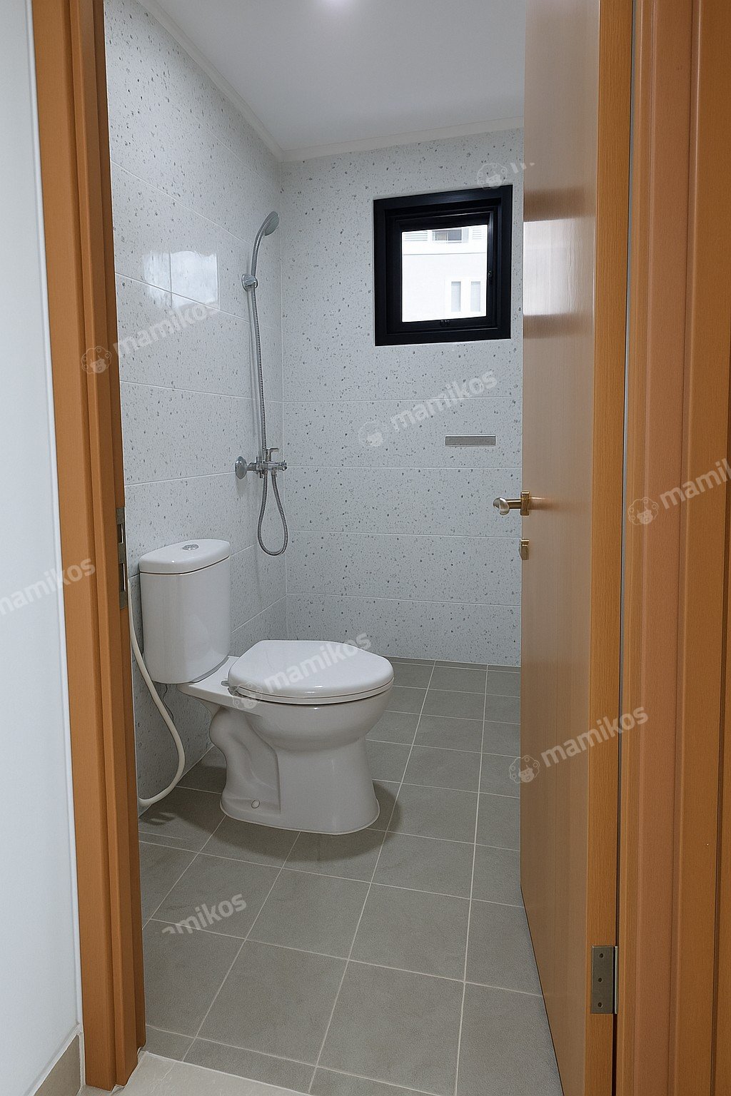 Rumah Sertifikat SHM 3 Kamar Tidur 3 Kamar Mandi Metland Puri Jakarta Barat - Photo 2