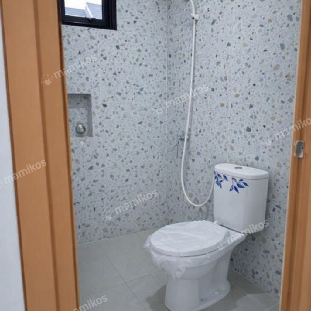 Rumah Sertifikat SHM 3 Kamar Tidur 3 Kamar Mandi Metland Puri Jakarta Barat - Photo 5