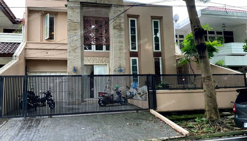 Rumah 5KT 4KM Pondok Indah Jakarta Selatan