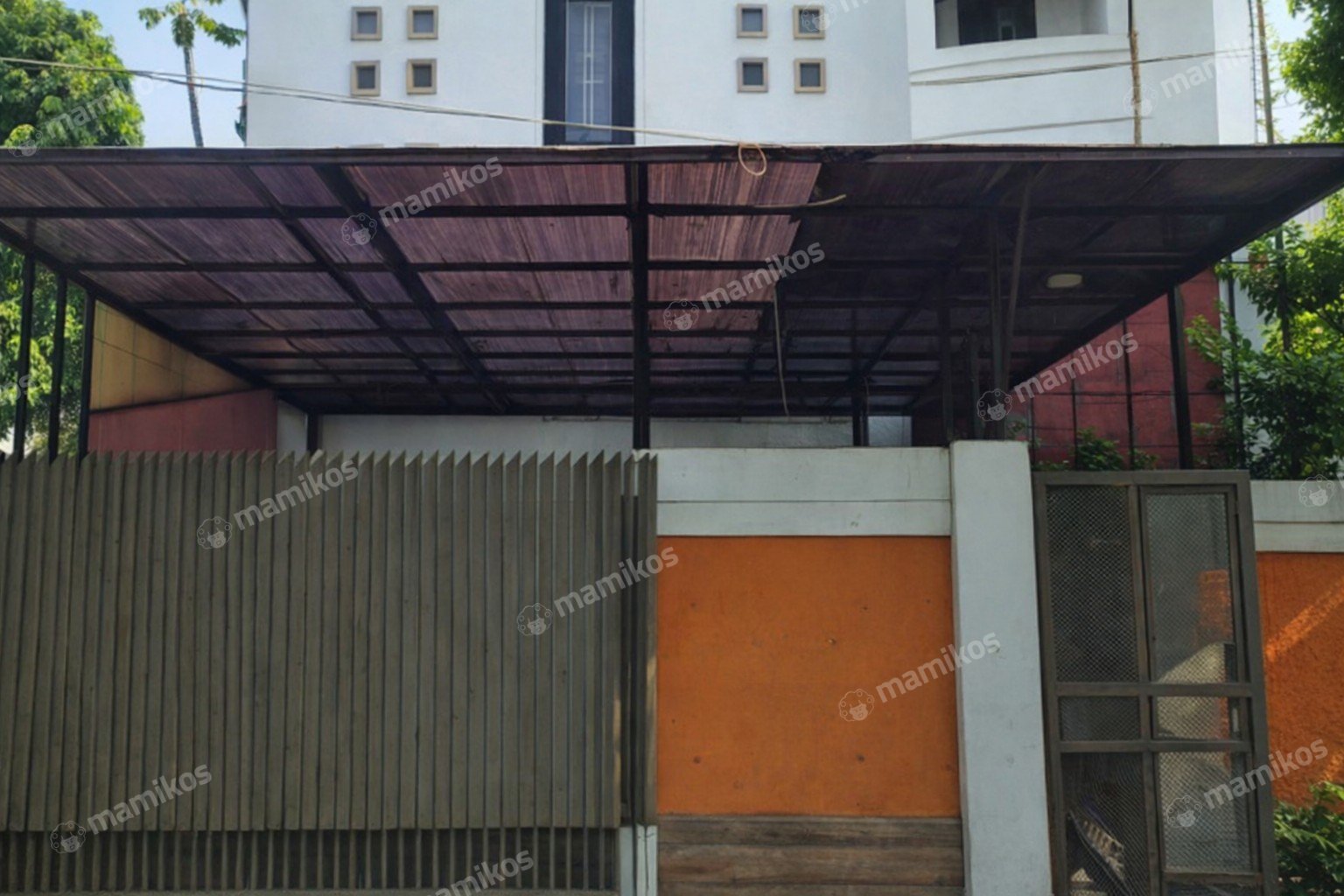 Rumah Sertifikat SHM 5 Kamar Tidur 4 Kamar Mandi Sunter Jakarta Utara