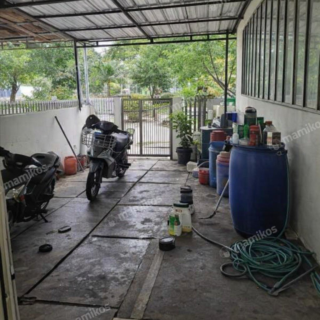 Rumah Sertifikat SHM 2 Kamar Tidur 2 Kamar Mandi Taman Surya Jakarta Barat - Photo 5