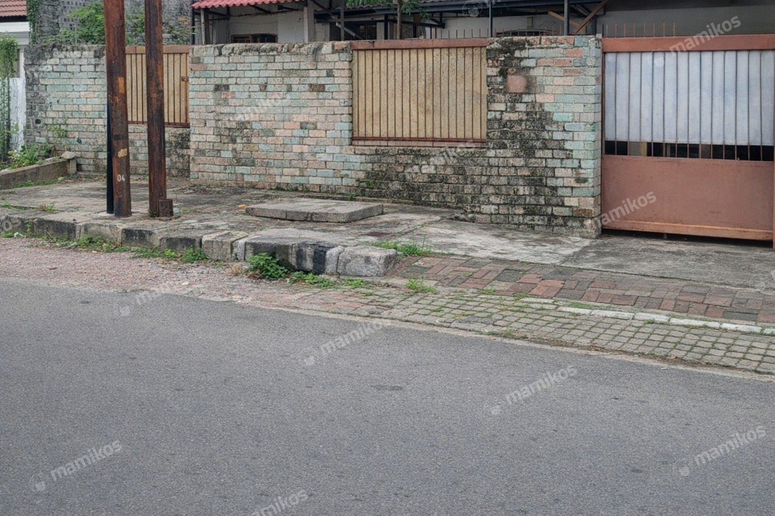 Rumah Sertifikat SHM 7 Kamar Tidur 5 Kamar Mandi Tanjung Duren Jakarta Barat