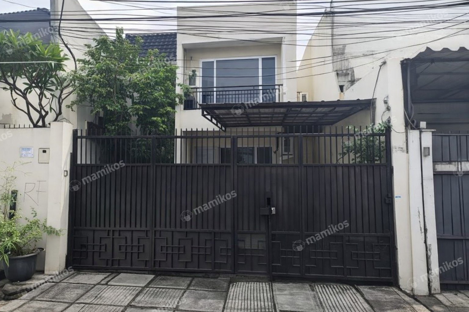 Rumah Sertifikat SHM 5 Kamar Tidur 3 Kamar Mandi Kemanggisan Jakarta Barat