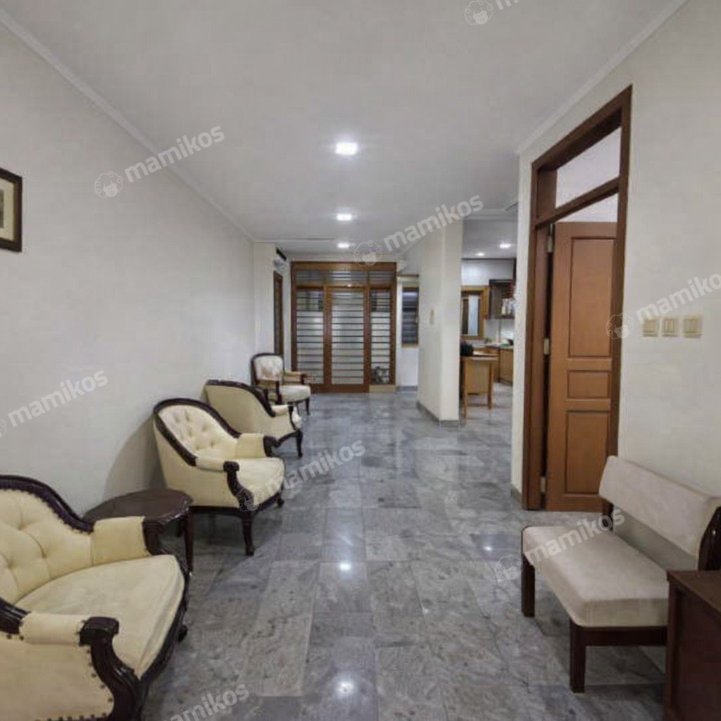 Rumah Sertifikat SHM 2 Kamar Tidur 1 Kamar Mandi Intercon Jakarta Barat - Photo 4