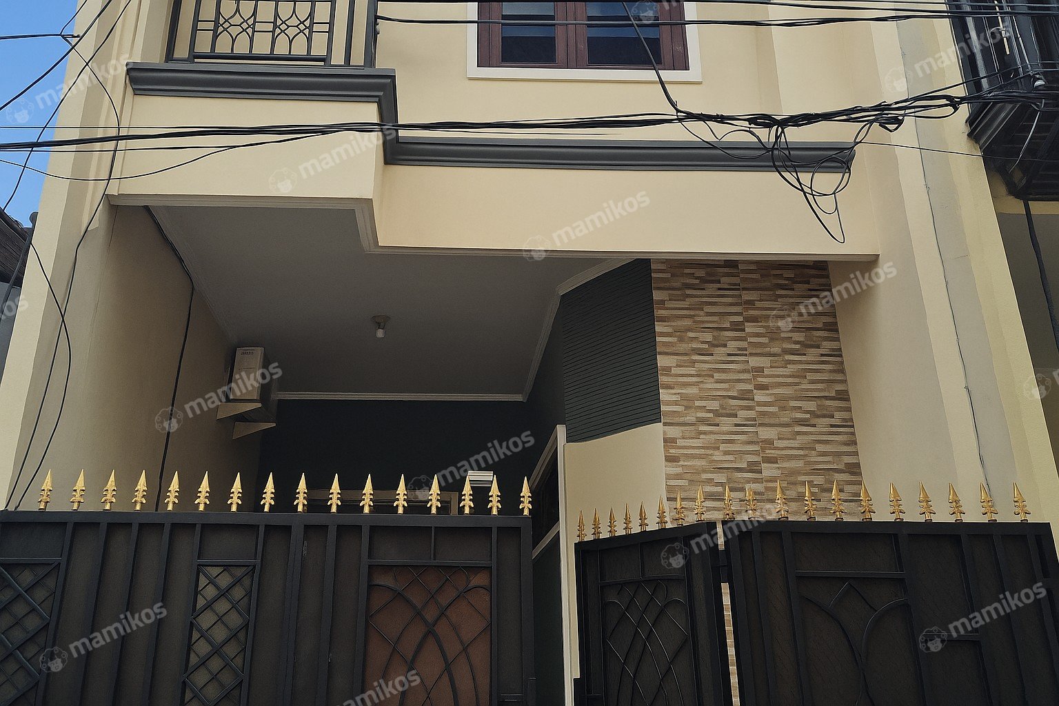 Rumah Sertifikat SHM 5 Kamar Tidur 3 Kamar Mandi Tanjung Duren Jakarta Barat