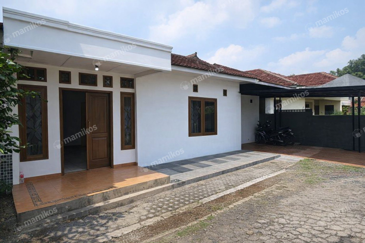Rumah Sertifikat SHM 4 Kamar Tidur 2 Kamar Mandi Lebak Bulus Jakarta Selatan
