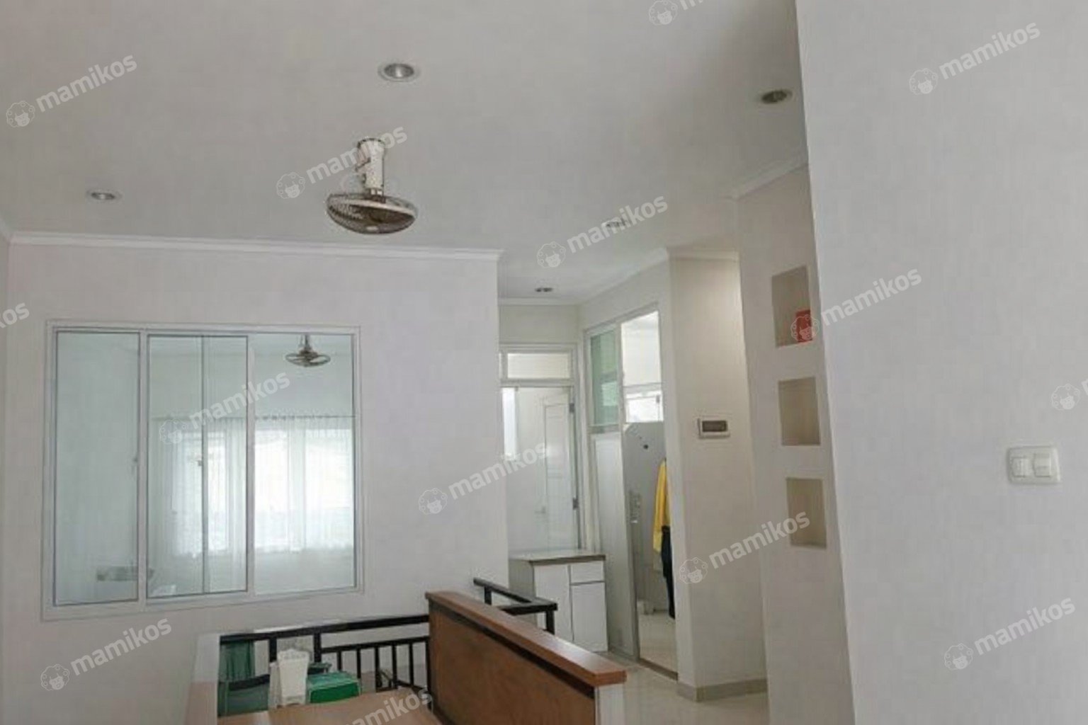 Rumah Sertifikat SHM 5 Kamar Tidur 3 Kamar Mandi Green Ville Jakarta Barat - Photo 5