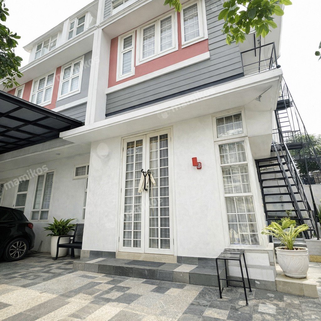 Rumah Sertifikat SHM 4 Kamar Tidur 5 Kamar Mandi Pondok Indah Jakarta Selatan - Photo 2