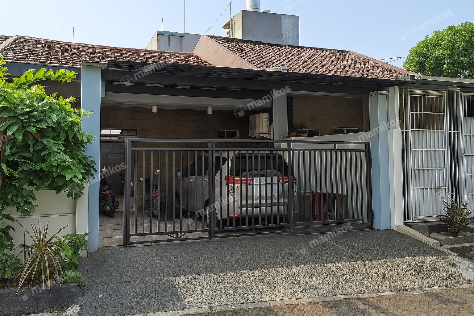 Rumah Sertifikat SHM 4 Kamar Tidur 3 Kamar Mandi Semanan Jakarta Barat