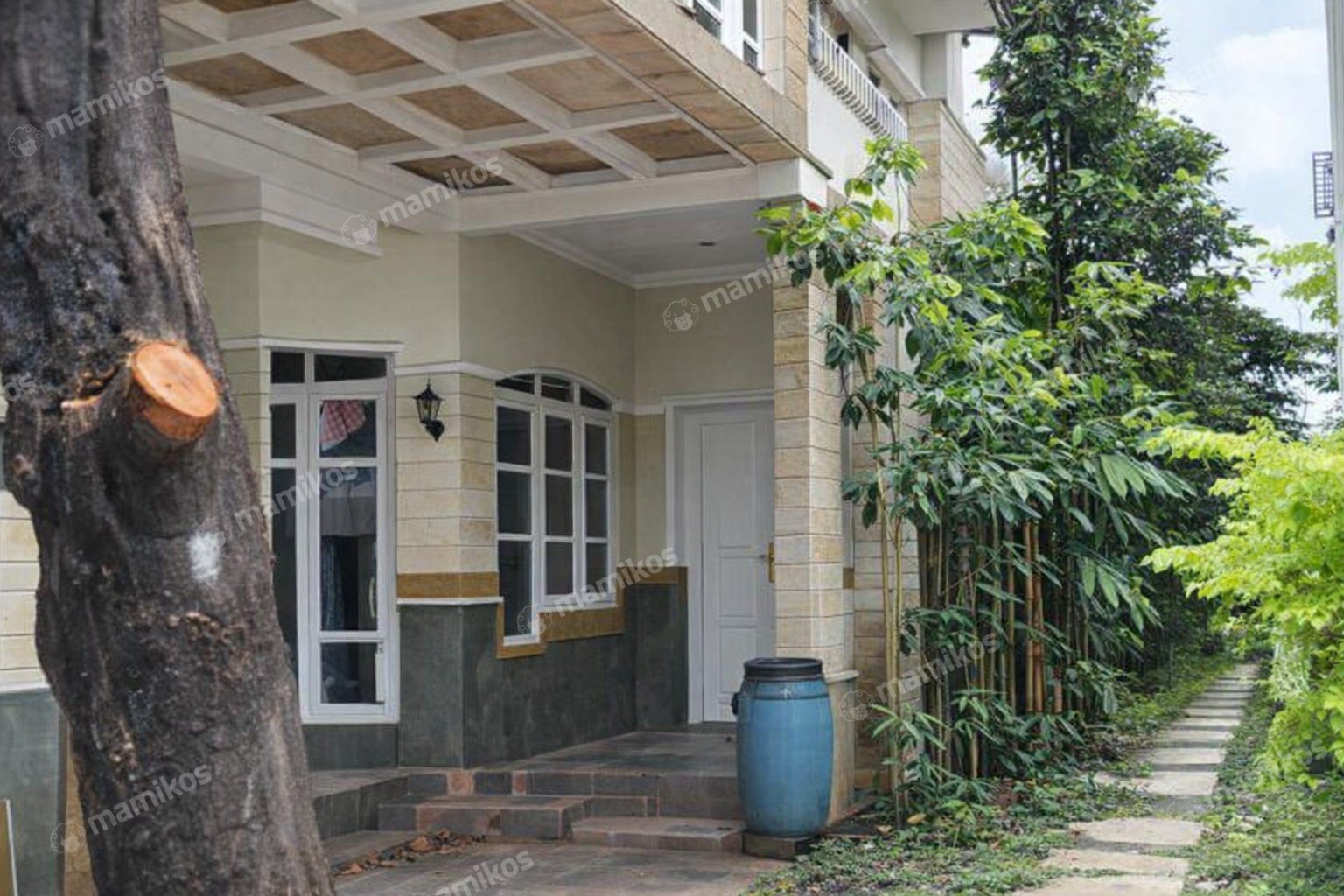 Rumah Sertifikat SHM 3 Kamar Tidur 2 Kamar Mandi Kota Wisata Jakarta Timur