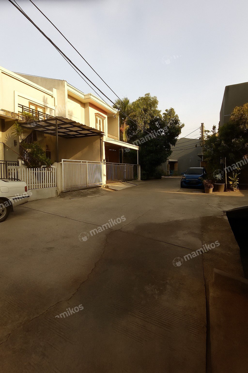 Rumah Sertifikat SHM 3 Kamar Tidur 3 Kamar Mandi Kembangan Jakarta Barat - Photo 4
