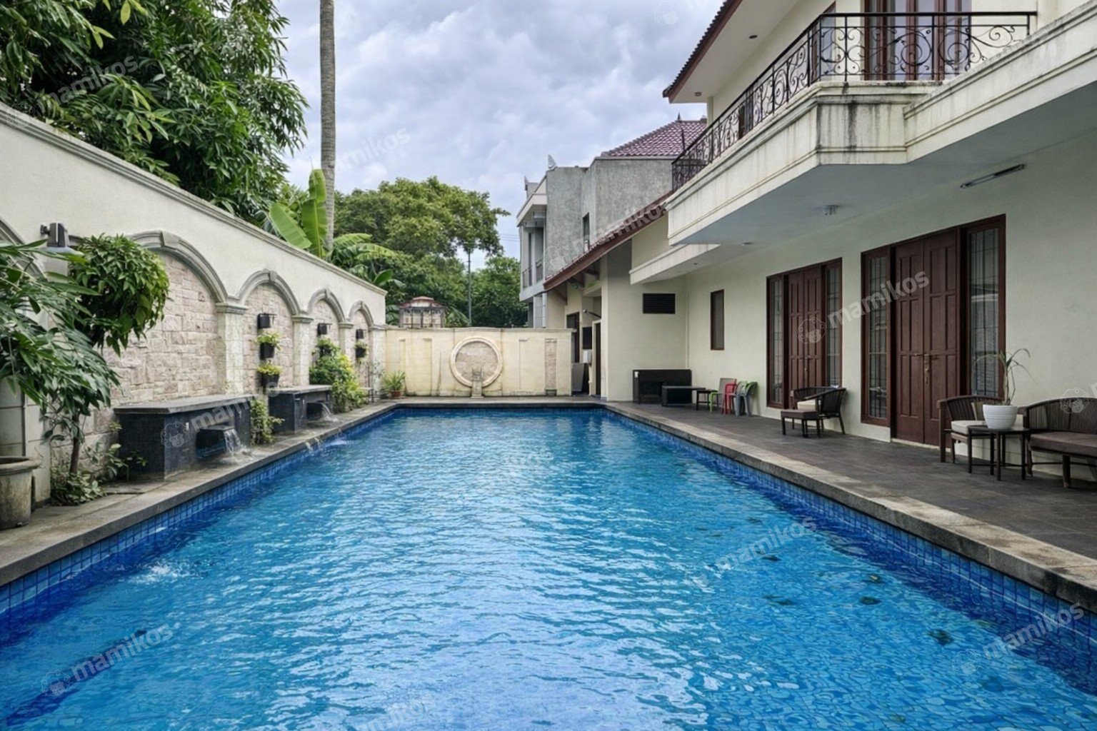 Rumah Sertifikat SHM 7 Kamar Tidur 5 Kamar Mandi Pondok Indah Jakarta Selatan