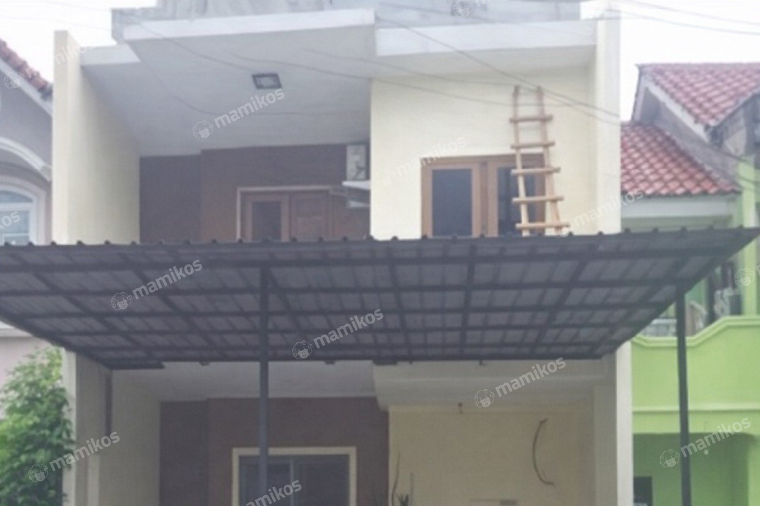 Rumah Sertifikat SHM 5 Kamar Tidur 3 Kamar Mandi Taman Surya Jakarta Barat