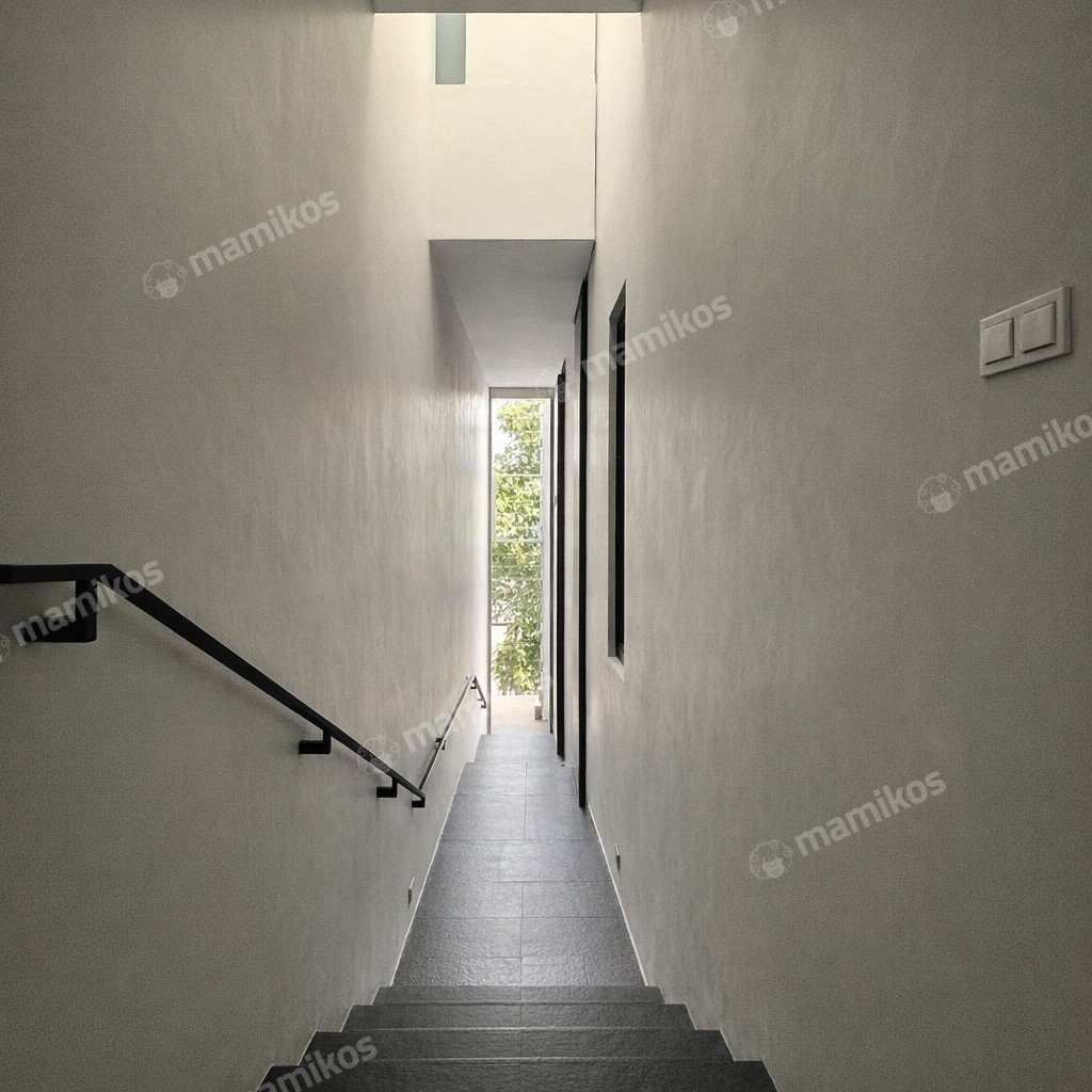 Rumah Sertifikat SHM 3 Kamar Tidur 3 Kamar Mandi Cilandak Jakarta Selatan - Photo 2
