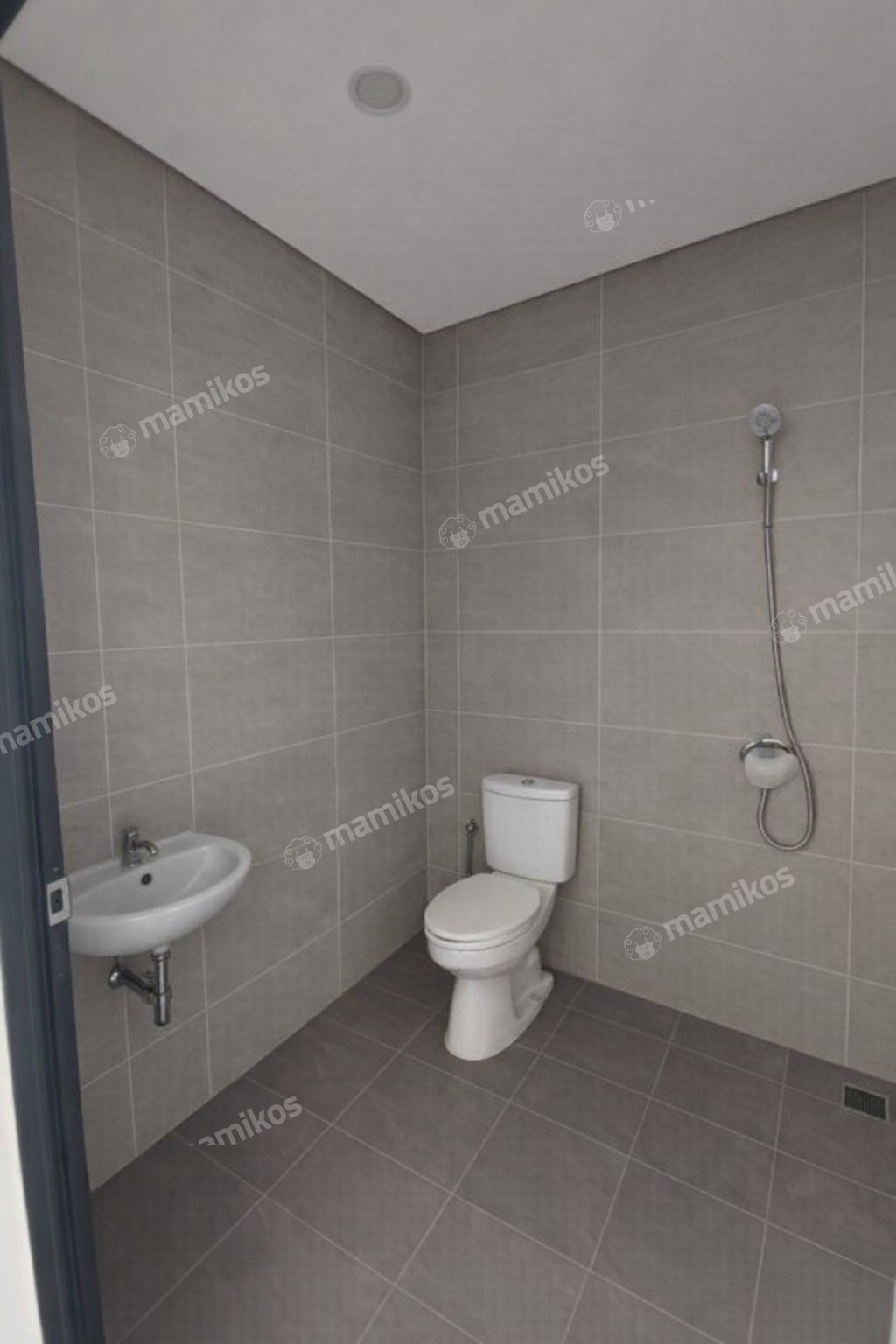 Rumah Sertifikat SHM 3 Kamar Tidur 3 Kamar Mandi Metland Puri Jakarta Barat - Photo 4