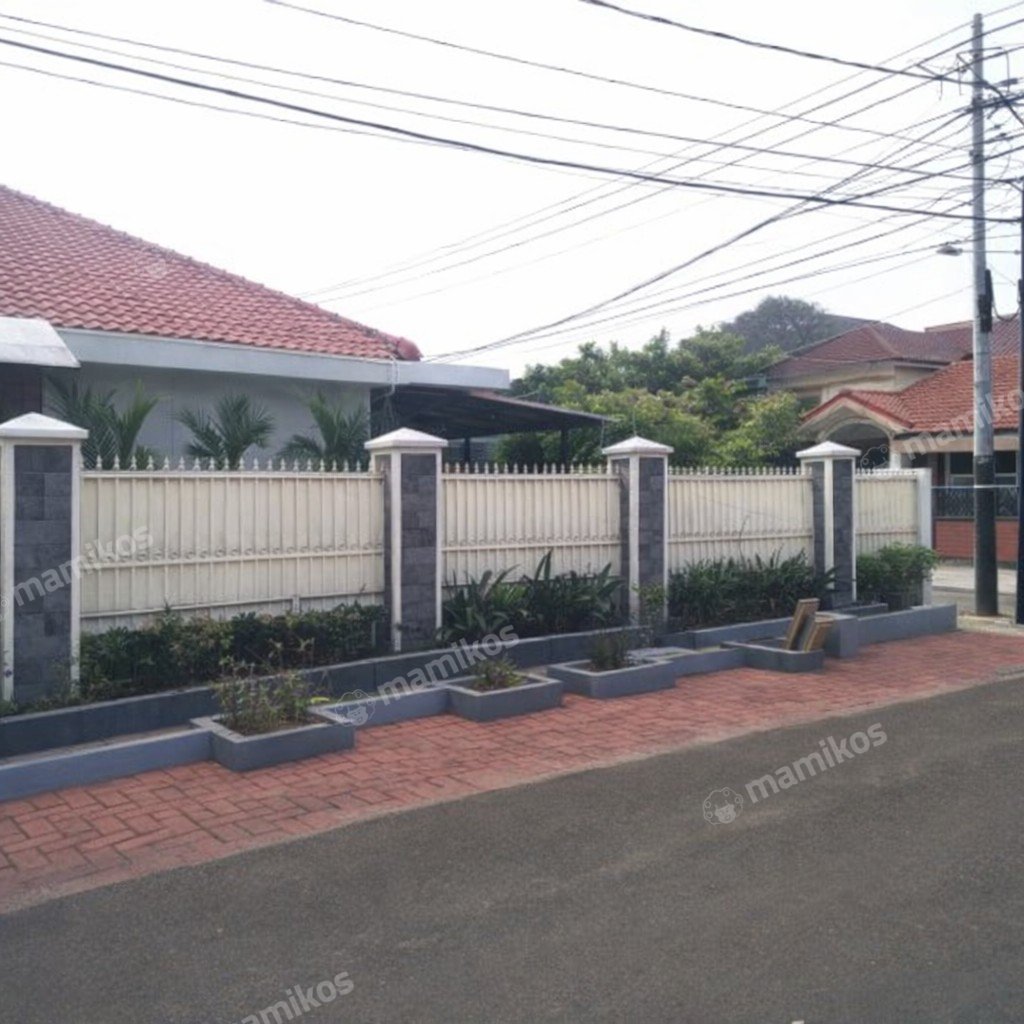 Rumah Sertifikat SHM 5 Kamar Tidur 2 Kamar Mandi Jatiwaringin Jakarta Timur - Photo 2