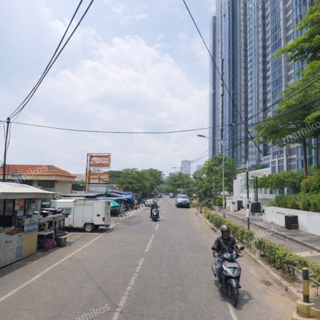 Rumah Sertifikat SHM 7 Kamar Tidur 4 Kamar Mandi Menteng Dalam Jakarta Selatan - Photo 5